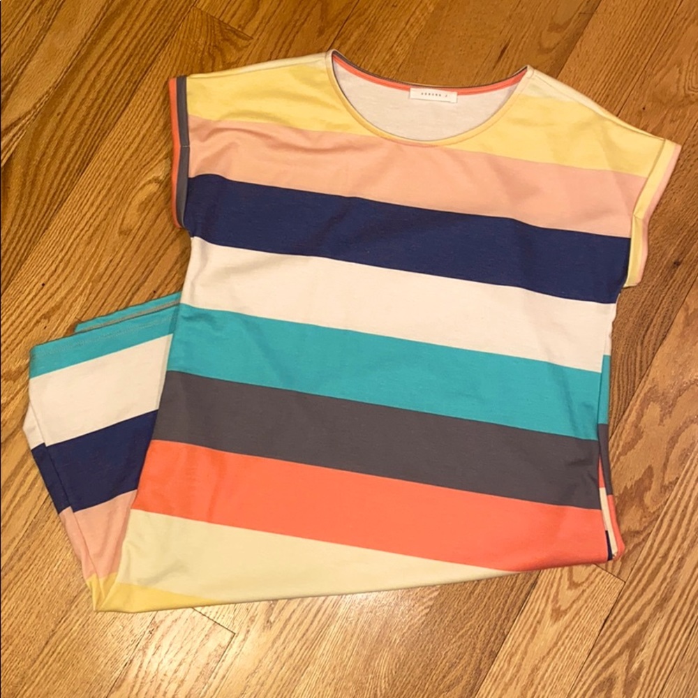 Short sleeve, striped dress with pockets